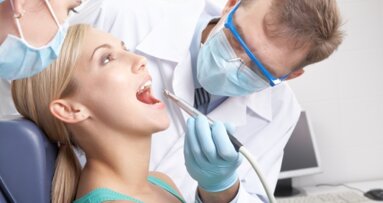 Zubni ispuni bi u budućnosti mogli sadržavati bioaktivno staklo