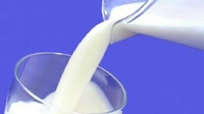 Čaša mlijeka može neutralizirati zadah po češnjaku
