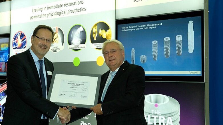 Bredent implant awarded CleanImplant “Trusted Quality” mark at EAO