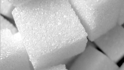 „Zdrowe” przekąski zawierają za dużo cukru