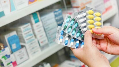 Ograničenja stomatološke skrbi tijekom pandemije povezana je s povećanim propisivanjem antibiotika