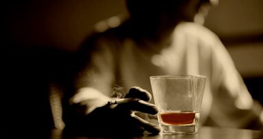Dentists central to tackling alcohol abuse