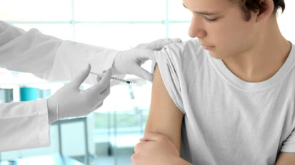 Reports indicate government ready to extend HPV vaccination to boys