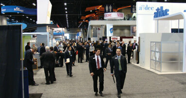 30,000 dental professionals attend meeting in Chicago