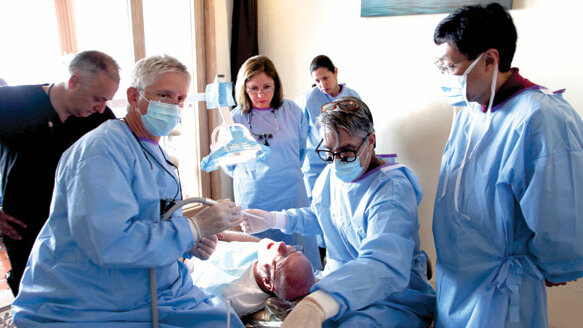 California Implant Institute presents live patient surgical courses in Mexico