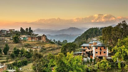 Oude kronen voor noodhulp Nepal