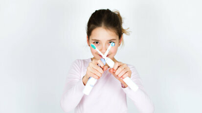 Nghiên cứu mới cho thấy bàn chải đánh răng điện có giá trị cho việc chăm sóc răng miệng cho trẻ em