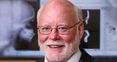 Interview: “Development of tooth crowns tends to occur earlier than stated in previous works”