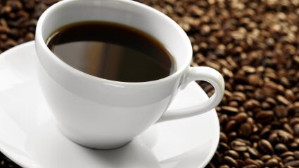 Ο καφές μπορεί να μειώσει τον κίνδυνο εγκεφαλικού επεισοδίου στις γυναίκες Γυναίκες που καταναλώνουν πάνω από μία κούπα καφέ την ημέρα μπορεί να διατρέχουν έως και 25% μικρότερο κίνδυνο