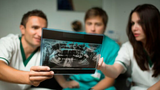 Studio: conoscenza inadeguata delle radiazioni tra dentisti e studenti