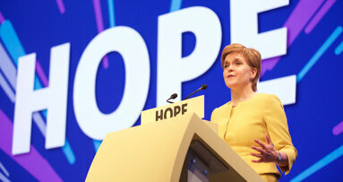 Scottish government moves to expand free dental care