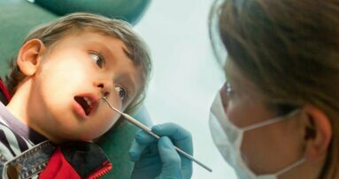 10 warunków zdrowych zębów dziecka